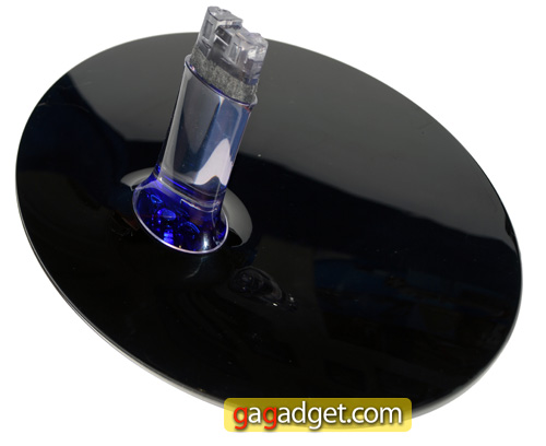 Чистый дизайн: обзор 22-дюймового FullHD-монитора Samsung P2270-4 SamsungP2270_02.jpg